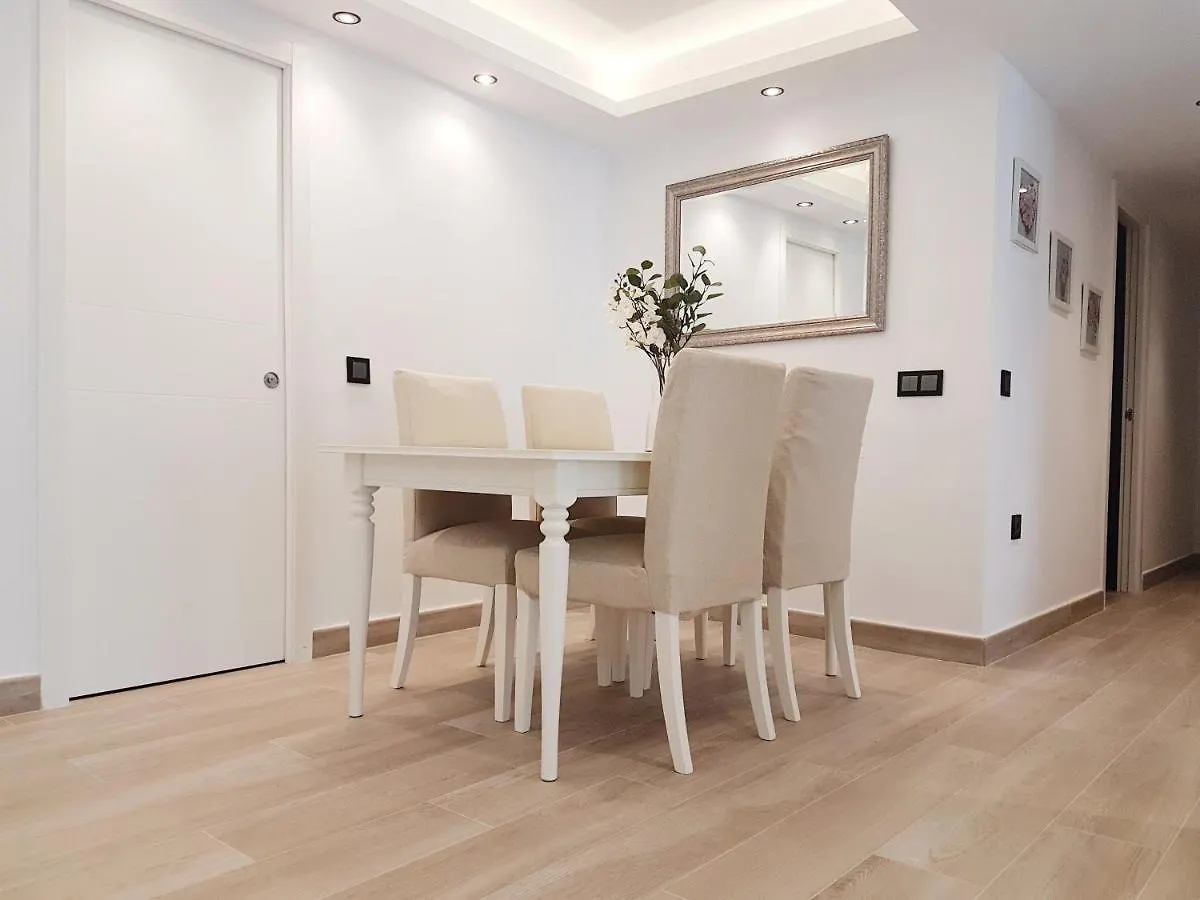 Pepes Home 3 Habitaciones & Parking Gratis Torremolinos Apartment